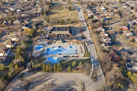 Tiny photo for 537 W Parkside Drive, Palatine, IL 60067 (MLS # 12621249)