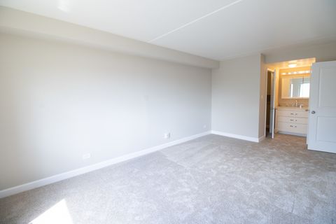 Tiny photo for Willowbrook, IL 60527 (MLS # 12629414)