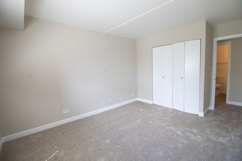 Tiny photo for Willowbrook, IL 60527 (MLS # 12629414)