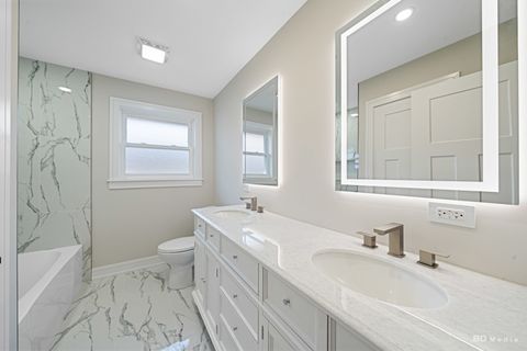 Tiny photo for 5300 Oakdale Drive, Oak Lawn, IL 60453 (MLS # 12490648)