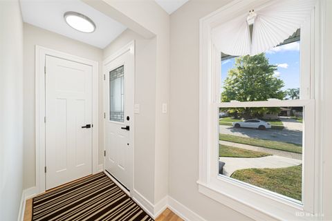 Tiny photo for 5300 Oakdale Drive, Oak Lawn, IL 60453 (MLS # 12490648)