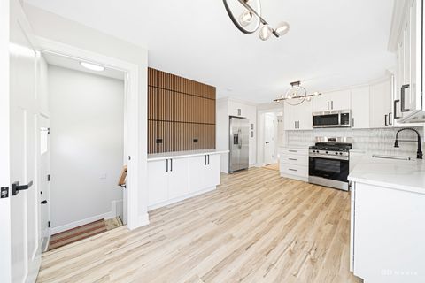 Tiny photo for 5300 Oakdale Drive, Oak Lawn, IL 60453 (MLS # 12490648)