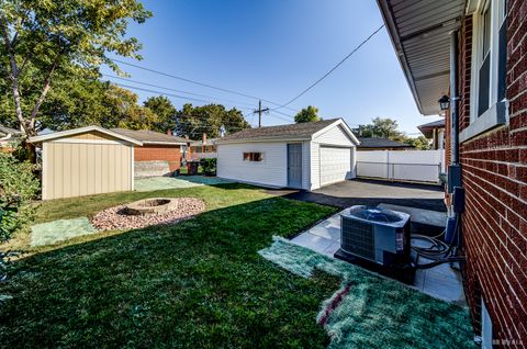 Tiny photo for 5300 Oakdale Drive, Oak Lawn, IL 60453 (MLS # 12490648)