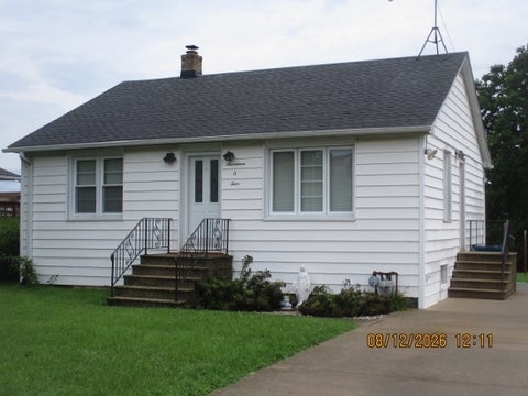 Photo of 1704 Cora Street, Crest Hill, IL 60403 (MLS # 12722556)