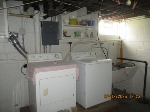 Tiny photo for 1704 Cora Street, Crest Hill, IL 60403 (MLS # 12722556)
