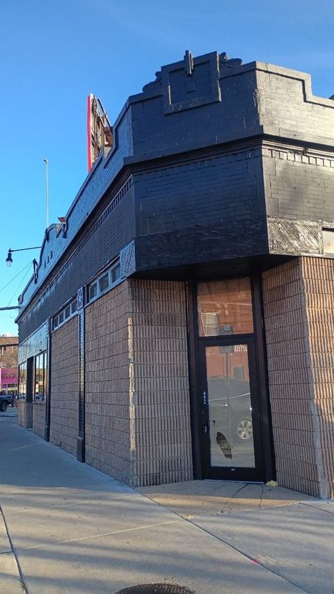 3596 N Milwaukee Avenue Chicago IL 60641