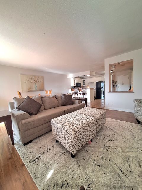 Tiny photo for 2211 S Stewart Avenue #4A, Lombard, IL 60148 (MLS # 12595401)