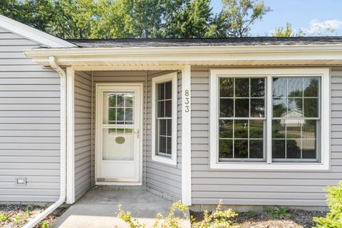 Tiny photo for 833 Dartmouth Drive, Island Lake, IL 60042 (MLS # 12474113)