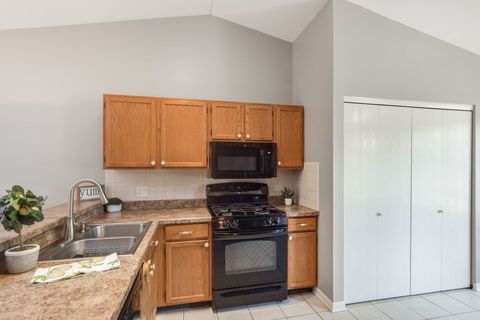 Tiny photo for 833 Dartmouth Drive, Island Lake, IL 60042 (MLS # 12474113)