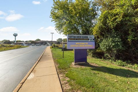 Tiny photo for 833 Dartmouth Drive, Island Lake, IL 60042 (MLS # 12474113)