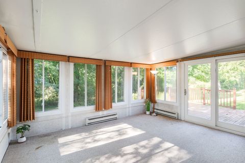 Tiny photo for 833 Dartmouth Drive, Island Lake, IL 60042 (MLS # 12474113)