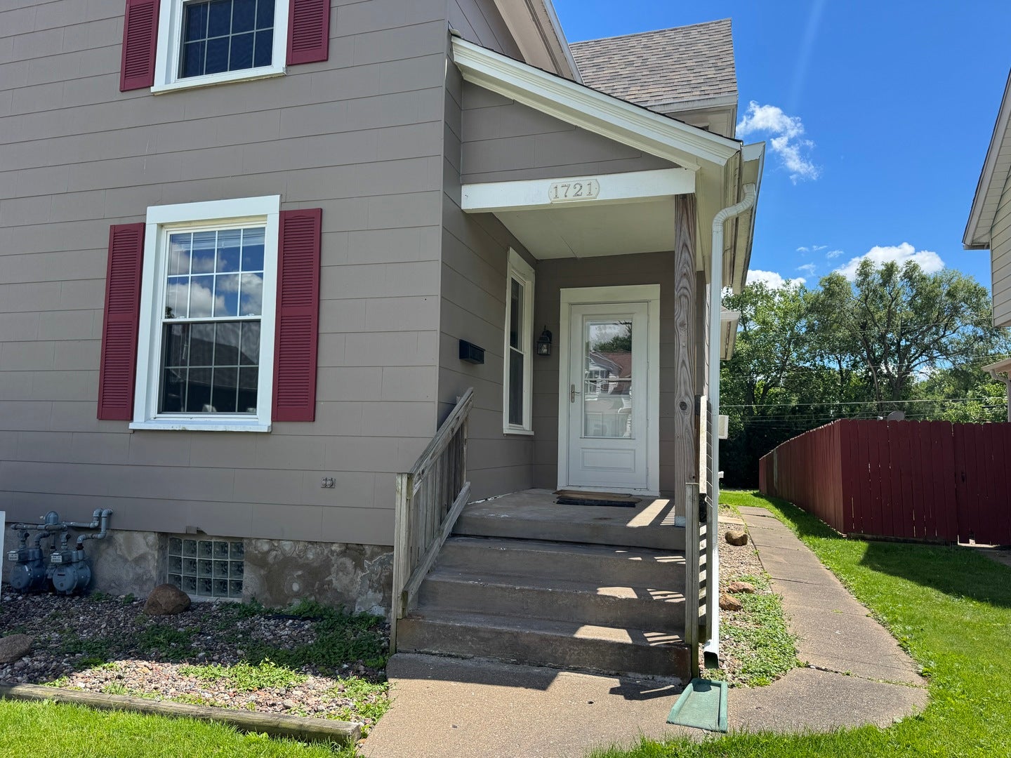 1721 W 16th Street 0