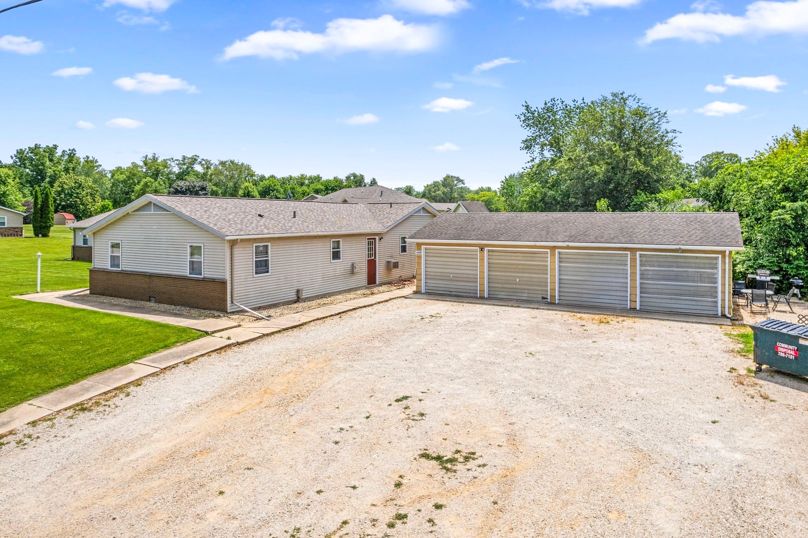 1620 Suydam Road