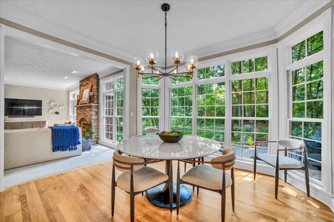 Tiny photo for 2602 Majestic Oaks Lane, St. Charles, IL 60174 (MLS # 12446072)