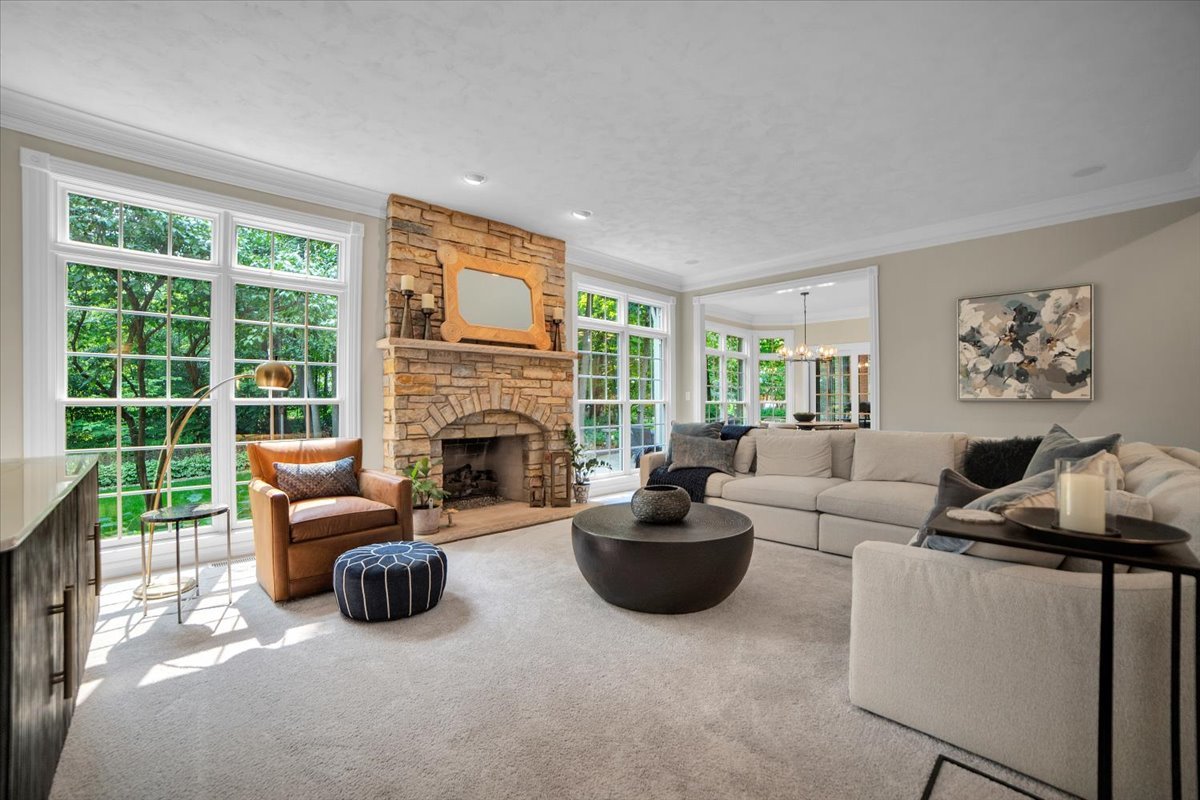2602 Majestic Oaks Lane