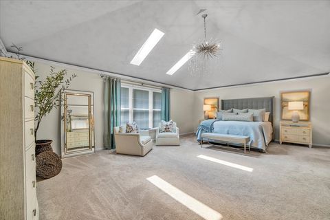 Tiny photo for 2602 Majestic Oaks Lane, St. Charles, IL 60174 (MLS # 12446072)