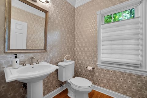 Tiny photo for 2602 Majestic Oaks Lane, St. Charles, IL 60174 (MLS # 12446072)