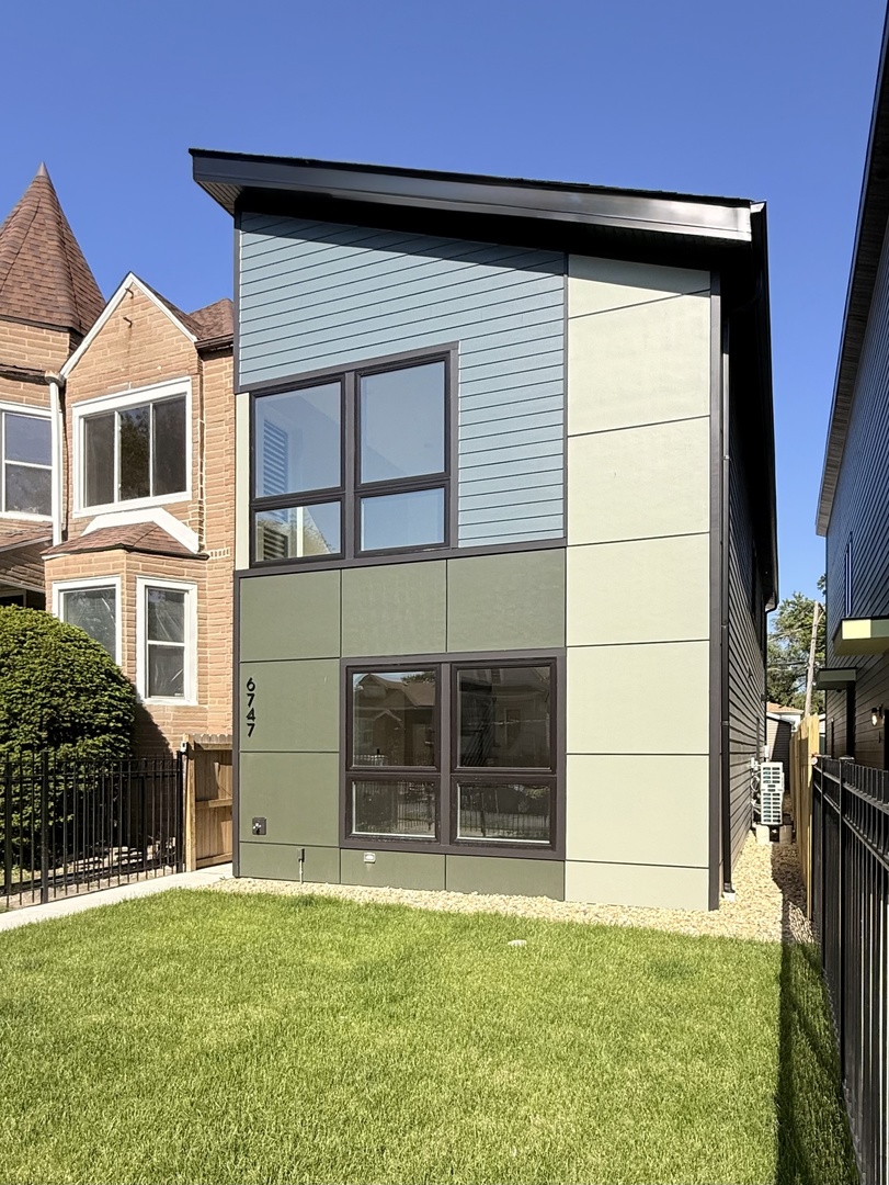 Photo 1 of 33 — 6747 S Langley Avenue, Chicago, IL 60637