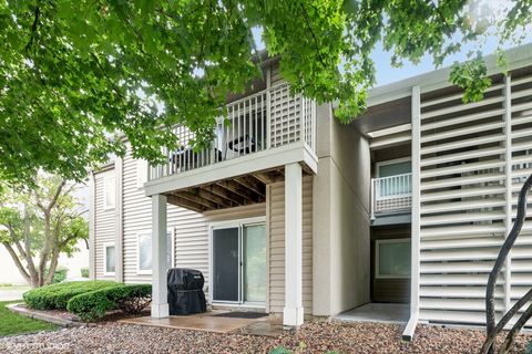 Photo of 49 Orchard Terrace #1, Lombard, IL 60148 (MLS # 12458624)