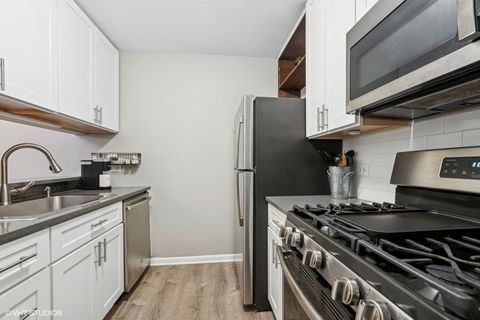Tiny photo for 49 Orchard Terrace #1, Lombard, IL 60148 (MLS # 12458624)