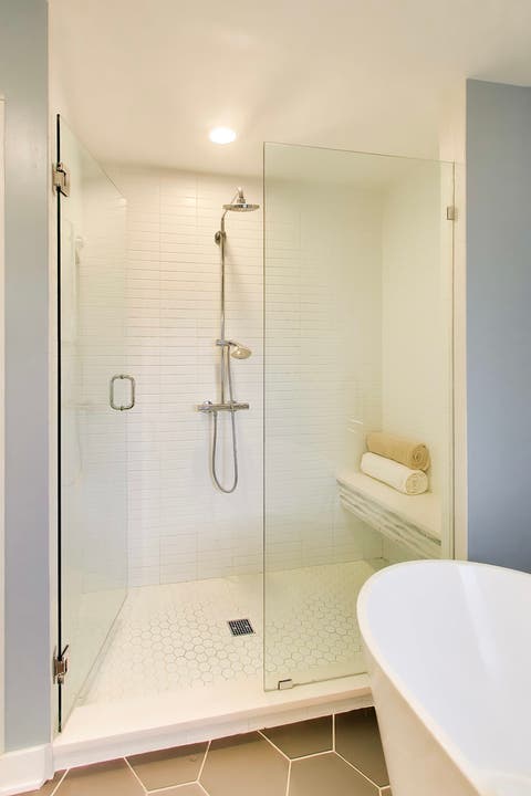 Tiny photo for 1005 FORESTWAY Drive, Glencoe, IL 60022 (MLS # 12722980)