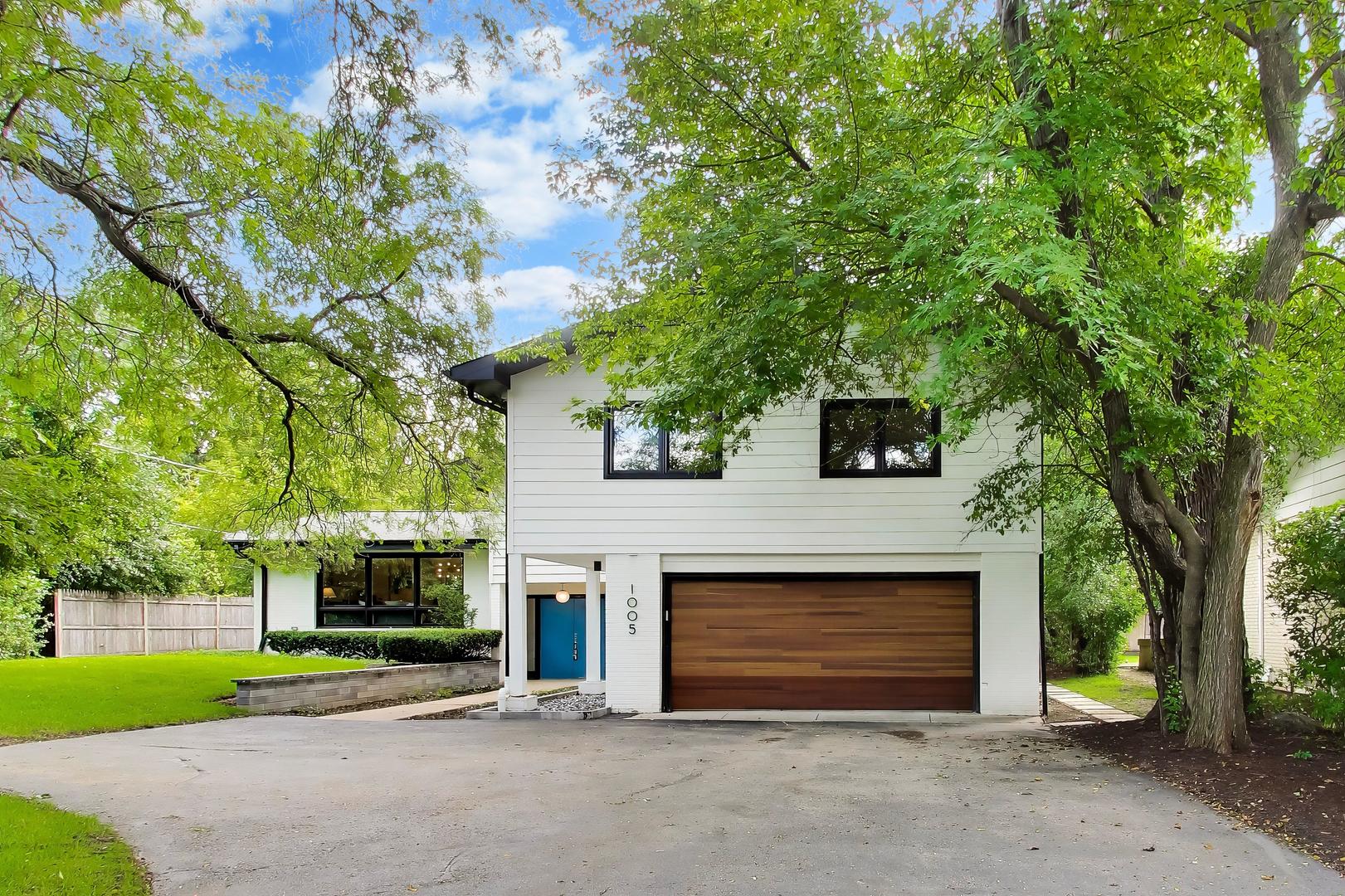 1005 FORESTWAY Drive