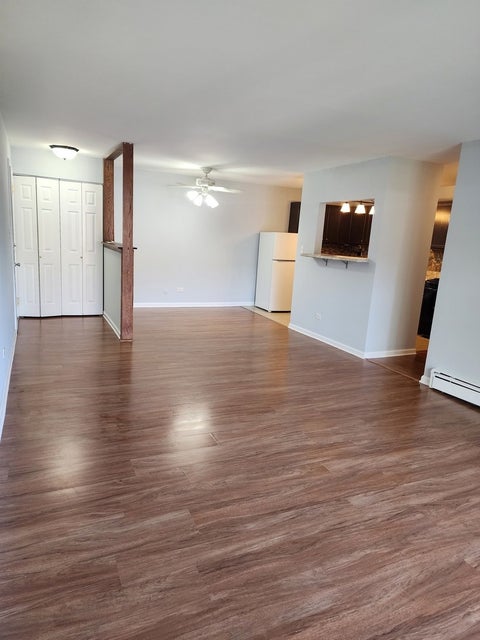 Tiny photo for 1085 Knoll Lane #207, Hoffman Estates, IL 60194 (MLS # 12722336)