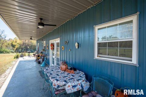 Tiny photo for 13261 CASEY Road, Marion, IL 62959 (MLS # QC4268911)