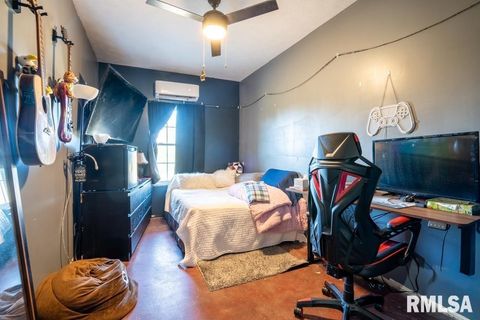 Tiny photo for 13261 CASEY Road, Marion, IL 62959 (MLS # QC4268911)