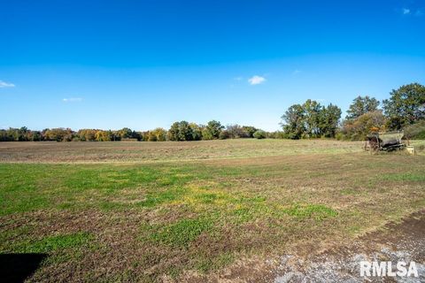 Tiny photo for 13261 CASEY Road, Marion, IL 62959 (MLS # QC4268911)