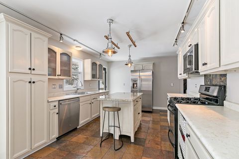 Tiny photo for 915 Willow Lane, Sleepy Hollow, IL 60118 (MLS # 12587564)