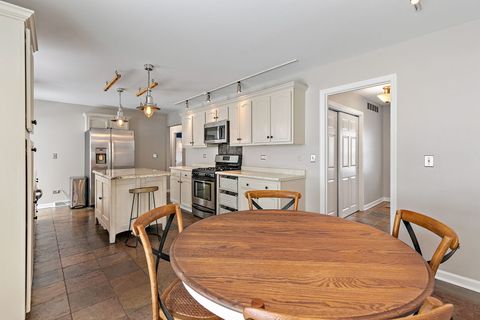 Tiny photo for 915 Willow Lane, Sleepy Hollow, IL 60118 (MLS # 12587564)