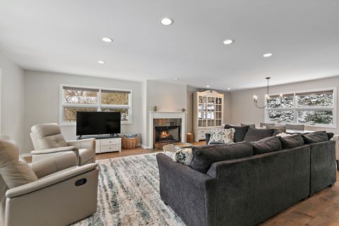 Tiny photo for 915 Willow Lane, Sleepy Hollow, IL 60118 (MLS # 12587564)