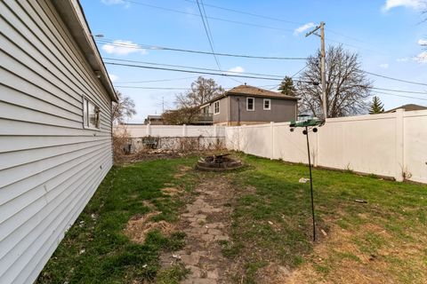 Tiny photo for 6140 W 99th Street, Oak Lawn, IL 60453 (MLS # 12617909)