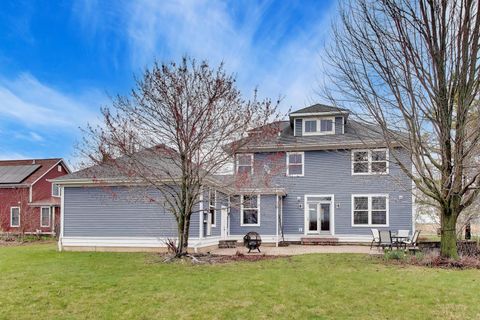 Tiny photo for 1082 Prairie Trail, Grayslake, IL 60030 (MLS # 12621616)