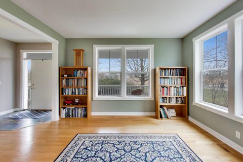 Tiny photo for 1082 Prairie Trail, Grayslake, IL 60030 (MLS # 12621616)