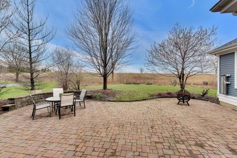 Tiny photo for 1082 Prairie Trail, Grayslake, IL 60030 (MLS # 12621616)