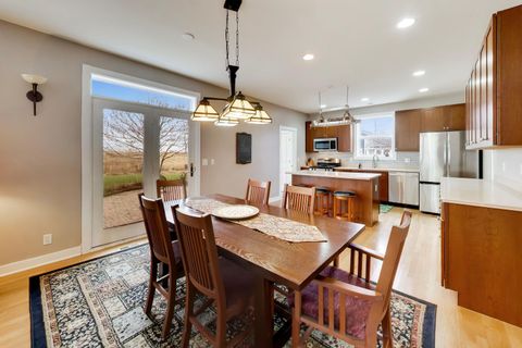 Tiny photo for 1082 Prairie Trail, Grayslake, IL 60030 (MLS # 12621616)