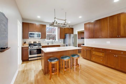 Tiny photo for 1082 Prairie Trail, Grayslake, IL 60030 (MLS # 12621616)