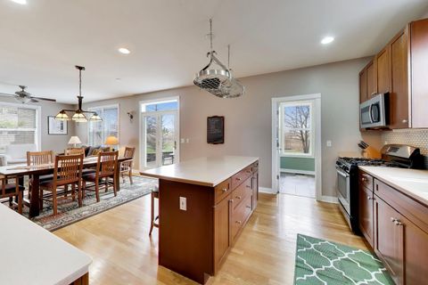 Tiny photo for 1082 Prairie Trail, Grayslake, IL 60030 (MLS # 12621616)