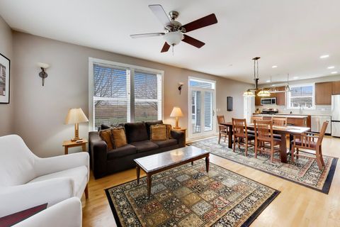 Tiny photo for 1082 Prairie Trail, Grayslake, IL 60030 (MLS # 12621616)