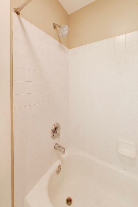 Tiny photo for 1082 Prairie Trail, Grayslake, IL 60030 (MLS # 12621616)