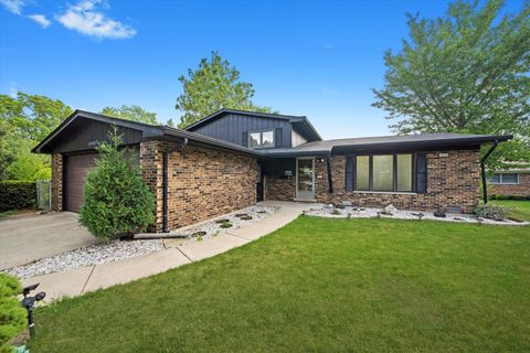 Tiny photo for 22434 Pleasant Drive, Richton Park, IL 60471 (MLS # 12548318)