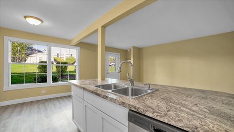 Tiny photo for 1277 Prairie Avenue #C, Glendale Heights, IL 60139 (MLS # 12501602)