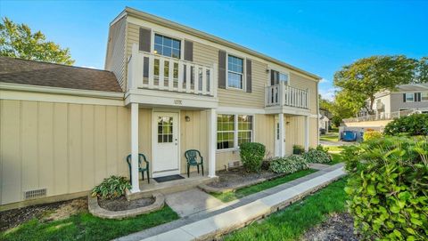 Tiny photo for 1277 Prairie Avenue #C, Glendale Heights, IL 60139 (MLS # 12501602)