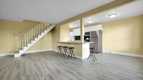 Tiny photo for 1277 Prairie Avenue #C, Glendale Heights, IL 60139 (MLS # 12501602)