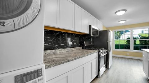 Tiny photo for 1277 Prairie Avenue #C, Glendale Heights, IL 60139 (MLS # 12501602)