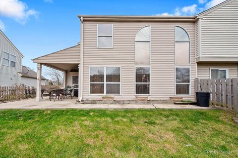 Tiny photo for 720 Legends Drive, Carol Stream, IL 60188 (MLS # 12522475)