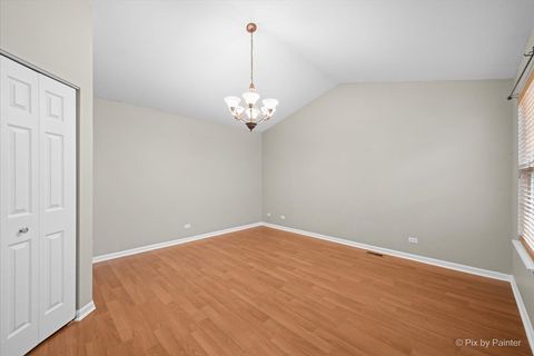 Tiny photo for 720 Legends Drive, Carol Stream, IL 60188 (MLS # 12522475)