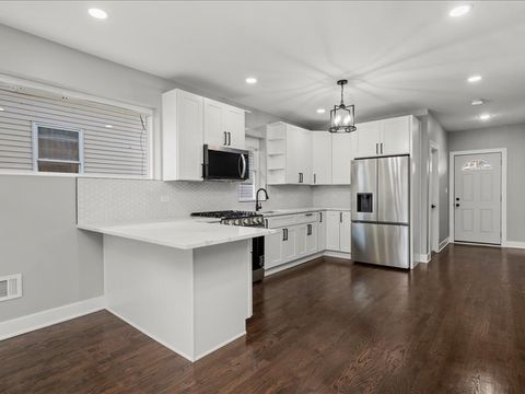 Tiny photo for 11348 S Stewart Avenue, Chicago, IL 60628 (MLS # 12550217)